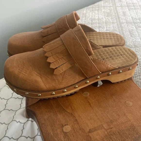 Kelsi Dagger Brooklyn Hobby Studded Leather Clogs - Picture 4 of 7